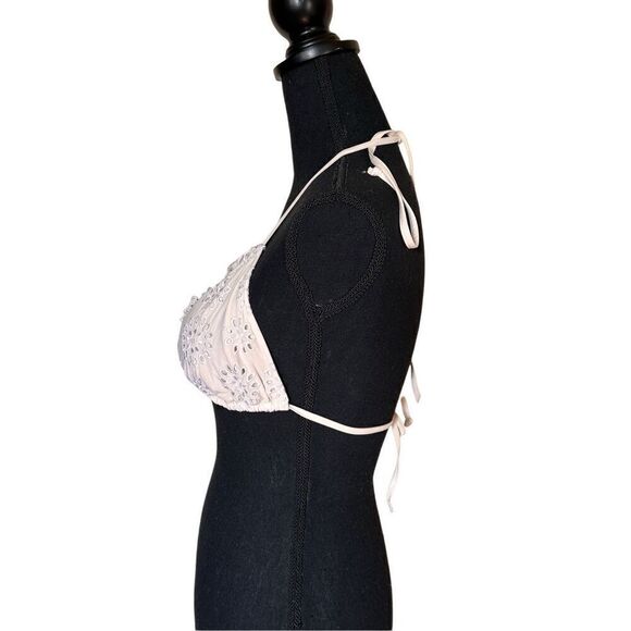 Joe Fresh Cream Eye-Lit Adjustable Triangle Bikini Top - Picture 3 of 5